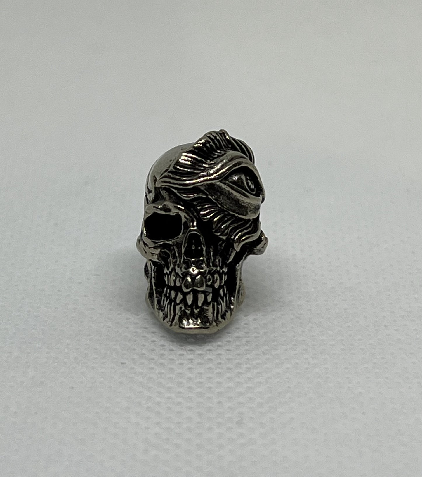 Brass Skull Parasitism Lanyard Bead, EDC Paracord Bead.