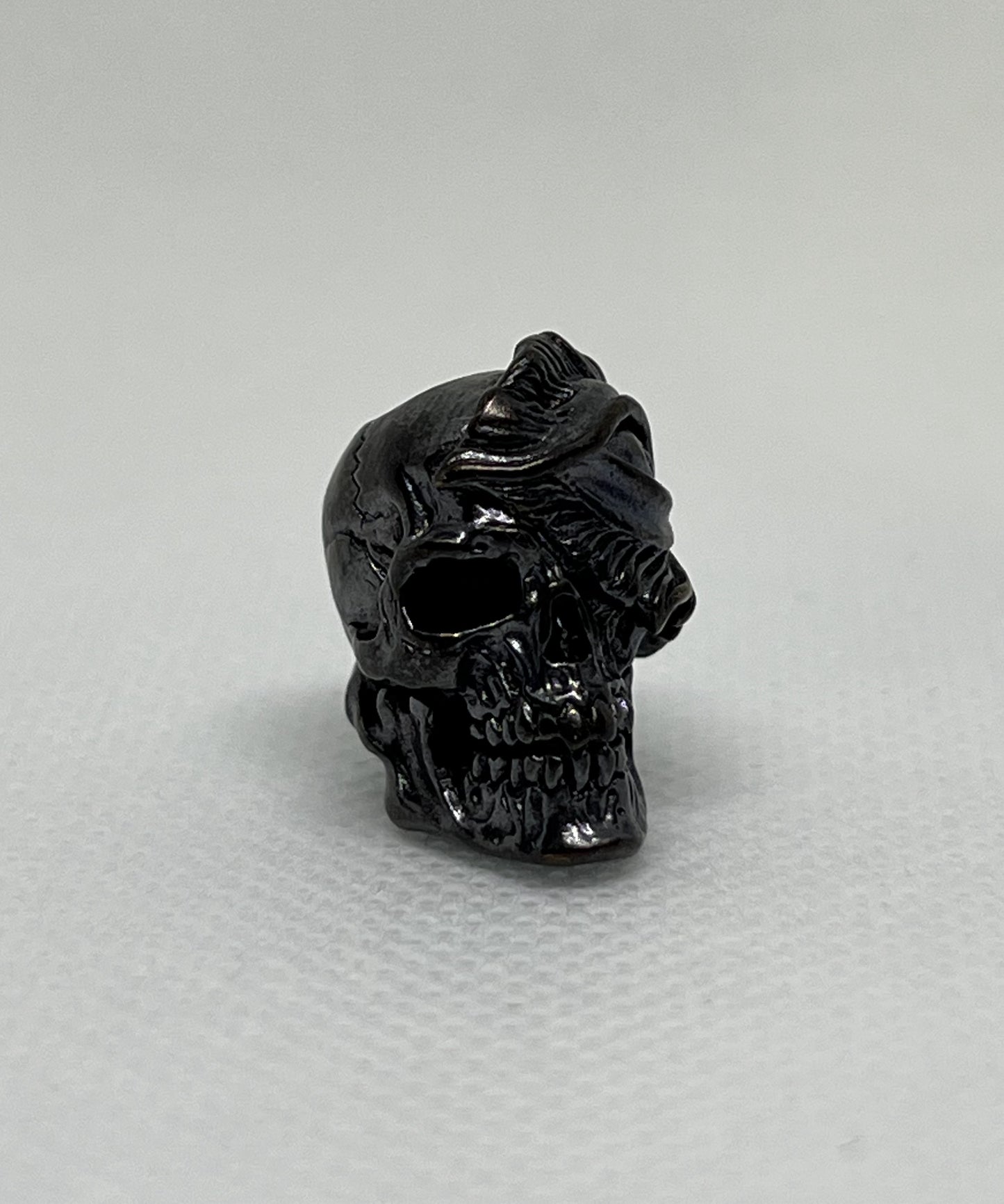 Brass Skull Parasitism Lanyard Bead, EDC Paracord Bead.